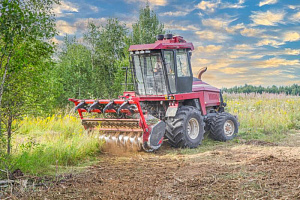 Машина лесохозяйственная самоходная УМС-2-290